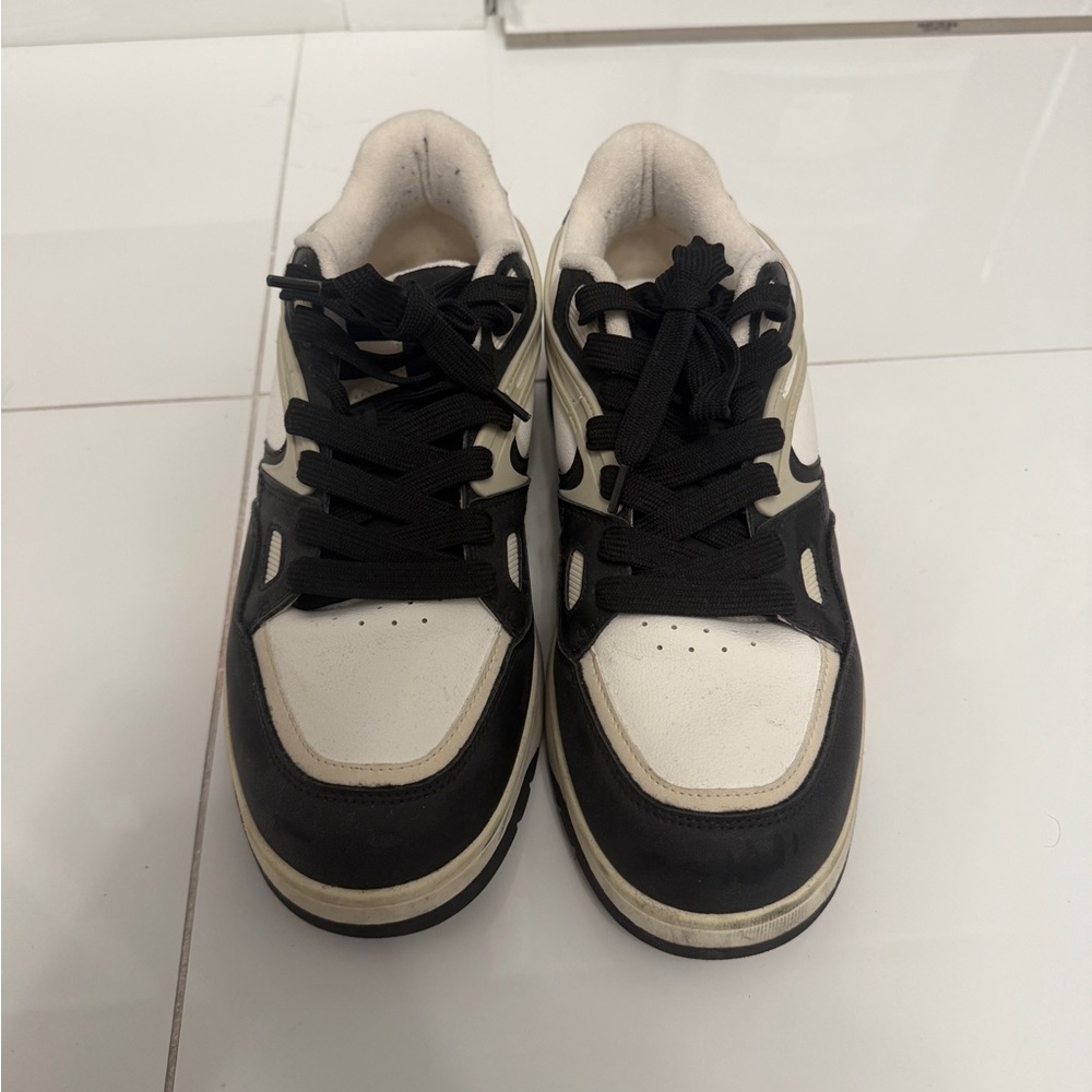 Zara Black and White Men's Sneakers